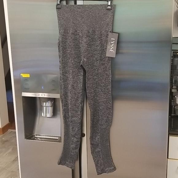 💕LYSSE💕 Payton Compression Seamless Mesh Legging - Picture 8 of 12